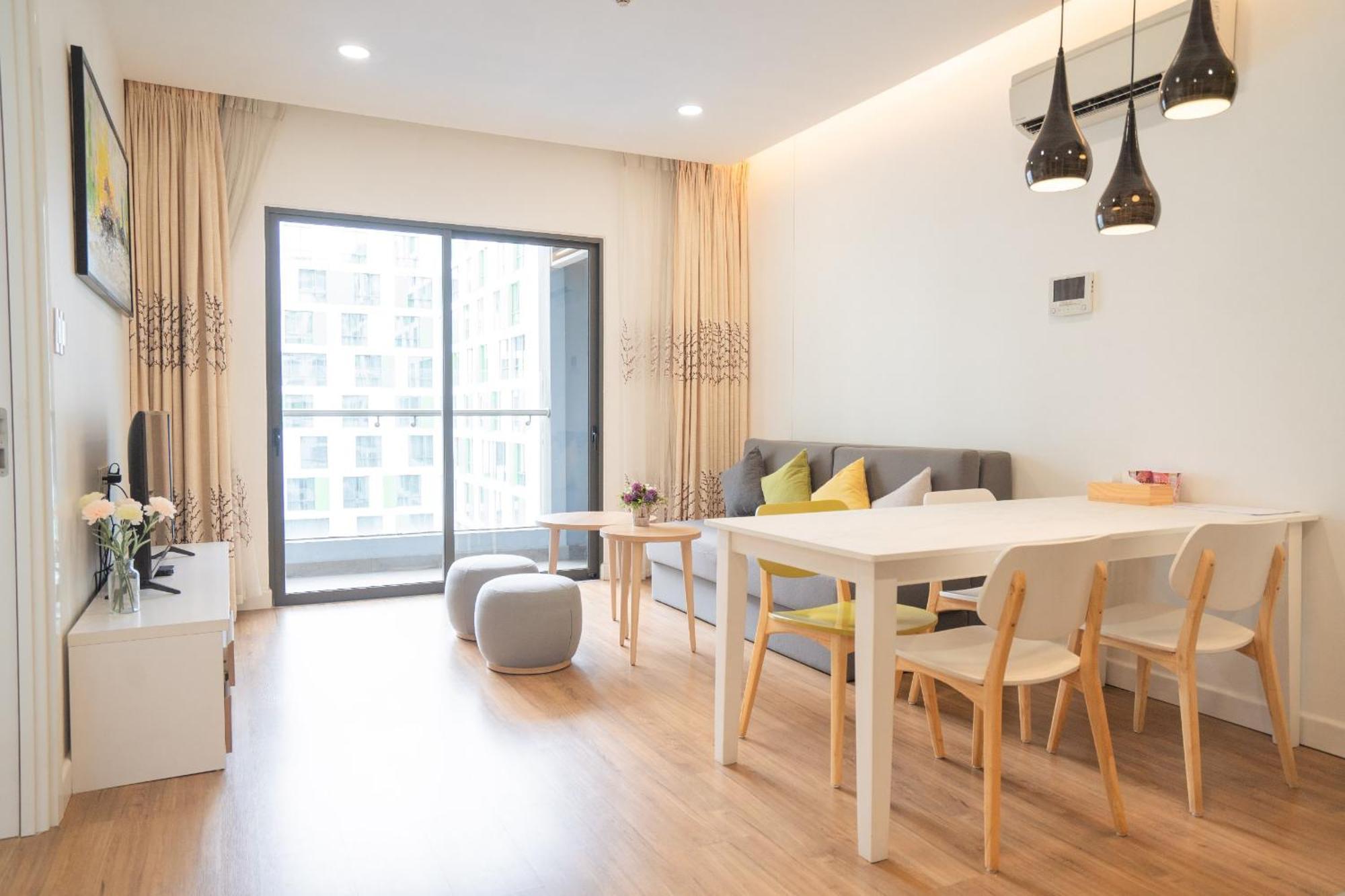 Ho Dich Vu Republic Plaza,tan Binh, Mien Phi Ho Boi, Phong Gym, Day Du Tien Nghi, Wifi Toc Do Cao Căn hộ