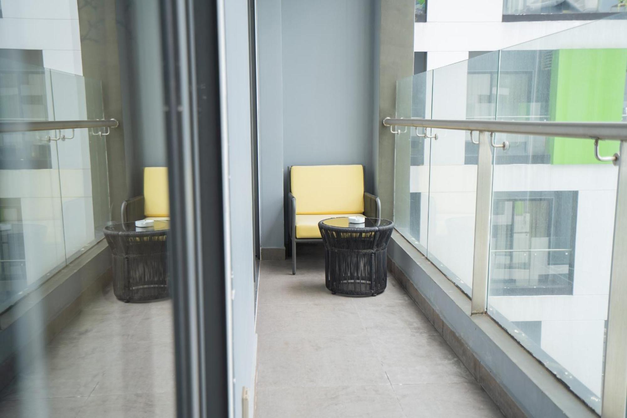 Ho Dich Vu Republic Plaza,tan Binh, Mien Phi Ho Boi, Phong Gym, Day Du Tien Nghi, Wifi Toc Do Cao Apartment *